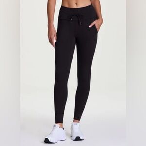Avalanche Women's Black Leggings